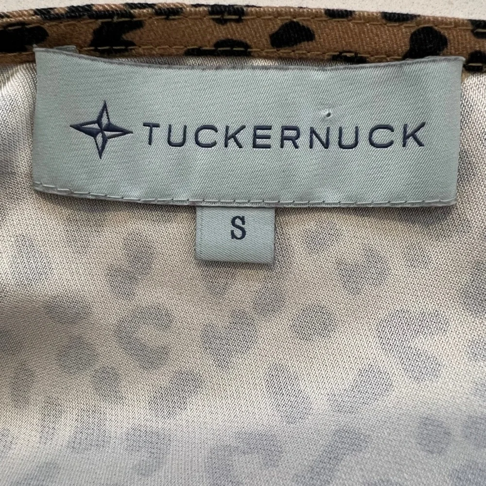 Tuckernuck Leopard Flowy Relaxed Top Small Mob Wife Boho Luxe Safari Chic Blouse